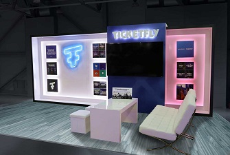 個(gè)性展臺(tái)，粉色展臺(tái)，展臺(tái)燈光設(shè)計(jì)