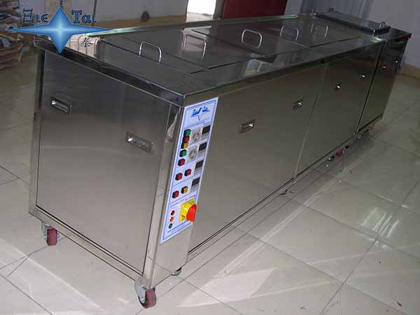 超聲波清洗在電鍍行業(yè)中的應(yīng)用與清洗液的選擇 超聲波清洗機