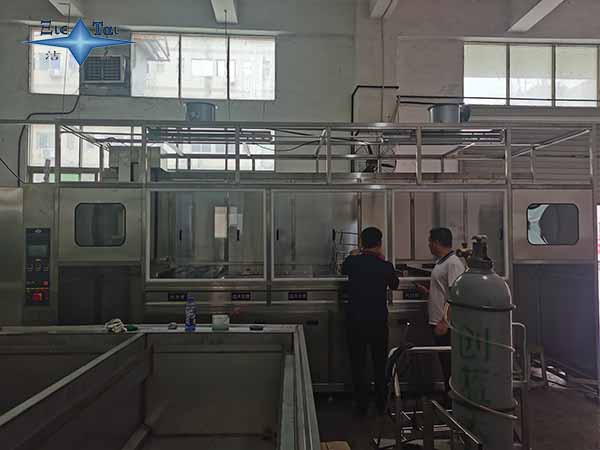 超聲波零部件清洗機(jī)哪家好 工業(yè)超聲波清洗機(jī)