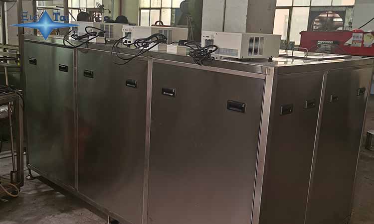 工業(yè)超聲波清洗機購前的注意事項 工業(yè)超聲波清洗機購前的注意事項