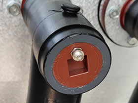 超聲波清洗設(shè)備中的震頭安裝在哪里好？