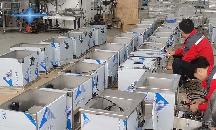 大型超聲波清洗機(jī)如何避免精密零部件清洗損傷？潔泰各行業(yè)無(wú)損清洗方案