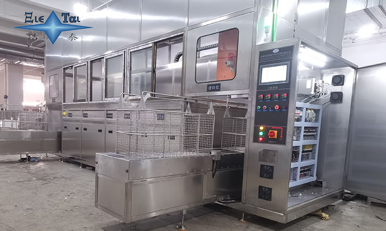 人工清洗效率低、還不穩(wěn)定？是時(shí)候給車間換上這臺(tái)“不知疲倦”的工業(yè)超聲波了——潔泰提供各類超聲波清洗機(jī)