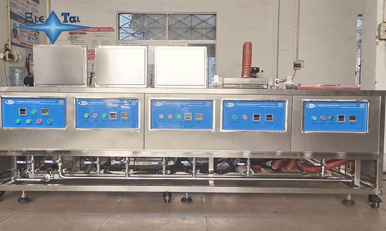 把臟零件丟進(jìn)水里，為什么自己就變干凈了？——潔泰超聲波清洗機(jī)揭秘